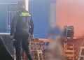 Asesinan a joven que se encontraba en un puesto de venta de fritos y jugos en Siete de Abril