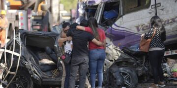 Capturan a uno de los acusados del atentado que dejó al menos 20 muertos en Colombia
