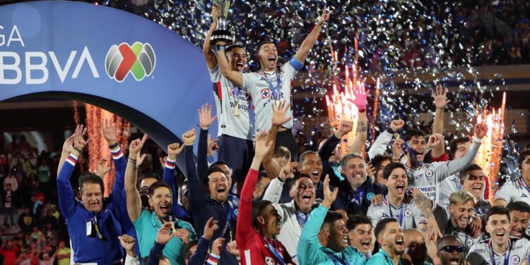 Con Kevin Mier y Willer Ditta, Cruz Azul se coronó campeón del fútbol mexicano