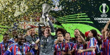 Crystal Palace, de Muñoz y Lerma, se coronó campeón de la Liga Conferencia