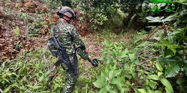 Ejército de Colombia despliega soldados en Guaviare tras enfrentamientos entre grupos armados