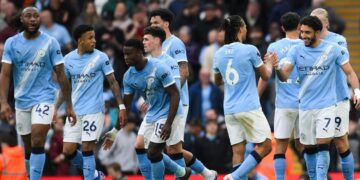 El City no se rinde en la pelea por la Premier: venció 3-0 al Brentford