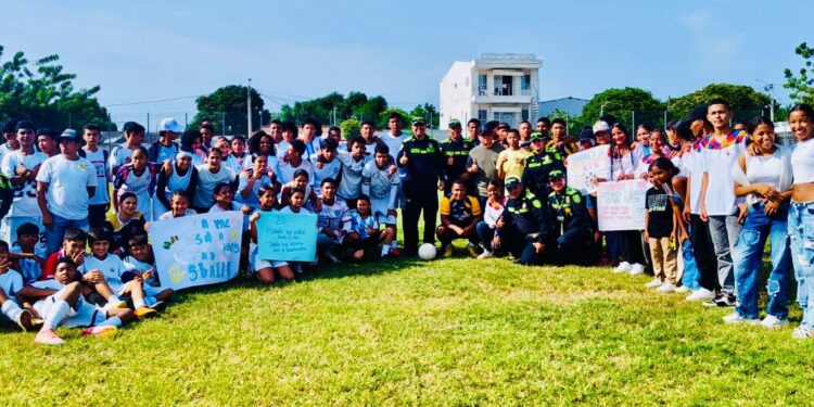El 'Mundialito por la paz', una apuesta para alejar a los jóvenes de los malos hábitos