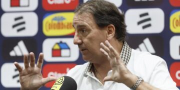 “Fue muy duro comunicarle a Rafa Borré que no iba al Mundial": Lorenzo