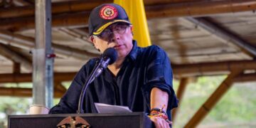 Gobierno prorroga contrato con firma británica que asesora a Petro por sanciones de EE. UU.