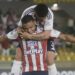 Junior sufrió hasta el final, pero ganó y tiene chance de ir a la Sudamericana