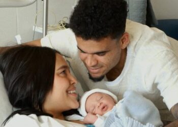 Luis Díaz y su esposa anunciaron el nacimiento de Fernando, su tercer hijo