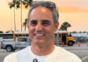 Montoya anuncia reactivación del automovilismo en Barranquilla en agosto