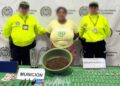 Mujer de 30 años, vinculada a los Costeños, cae en Soledad con 500 dosis de droga y munición