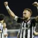 Neymar y Robinho Jr. se reconcilian tras altercado en un entrenamiento