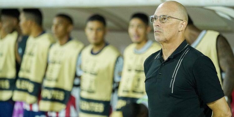 "No hemos perdido ningún partido claramente y no hemos hecho una mala serie": Alfredo Arias