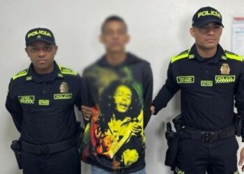 Policía propina golpe en medio de racha violenta que azota a Soledad: capturan a presunto homicida