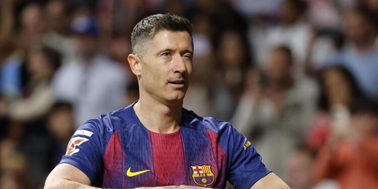 Robert Lewandowski confirmó que no seguirá en el Barcelona