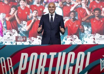 Técnico de Portugal dice que Colombia es una selección "muy respetada"