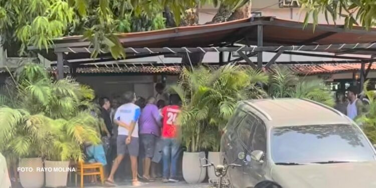 Un muerto y varios heridos deja ataque sicarial en restaurante de la Ciudadela 20 de Julio
