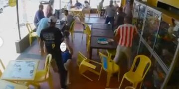Violento atraco causó pavor entre clientes en tienda del barrio Paraíso, en el norte de Barranquilla