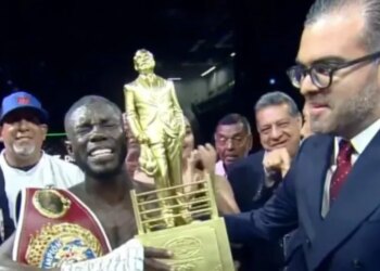Yuberjen Martínez dio cátedra y se coronó campeón latino en Panamá