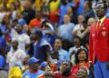 Aficionado congoleño 'Lumumba Vea' se robó el show en el partido contra Colombia