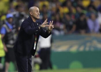 Cannavaro aseguró que la derrota ante Colombia fue un "castigo" por "fallar mucho"