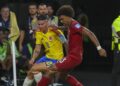 Colombia acecha la portería portuguesa, pero no entra la pelota