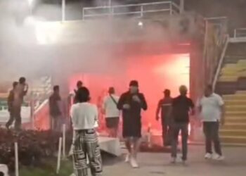 Dos locales resultaron afectados por incendio en la Galería de la 72, en Barranquilla