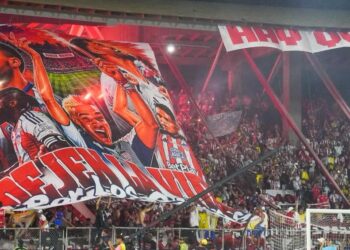 El Romelio Martínez, una verdadera caldera en el partido de ida de la final
