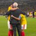 El emotivo reencuentro de Pékerman con figuras de Colombia