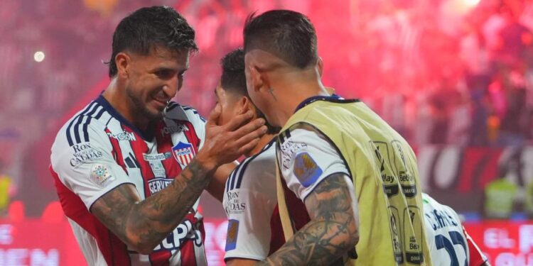 El ‘Cacha’ Rivera borró a Rodallega y cobró otra víctima: Morelos