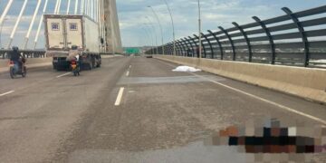 Fatal accidente en el Puente Pumarejo: al parecer, exceso de velocidad en moto dejó dos personas muertas