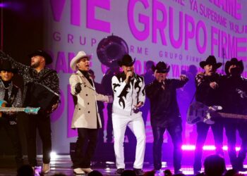 Foto | “Dedícate a la música”: vocalista de Grupo Firme vuelve a ser amenazado en México