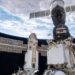 La NASA ordena a tripulantes de la Estación Espacial Internacional que aborden nave de SpaceX mientras se repara una fuga