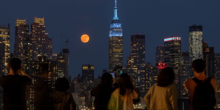 Luna de fresa de junio 2026: ¿qué es y cuándo verla?