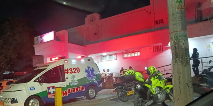 Mujer resultó herida en presunto ataque a bala contra tienda del barrio La Sierrita, en Barranquilla