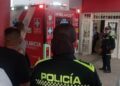 Sicarios llegaron en taxi y abrieron fuego: ataque armado dejó un muerto y una mujer herida en Galapa