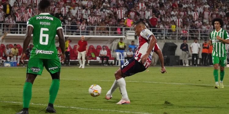 "Un resultado que cualquiera hubiera soñado antes del juego, pero falta un partido": Muriel