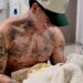 ¡Blessd es papá! El cantante anunció el nacimiento de su bebé