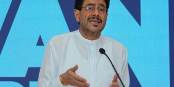 ¿Quién es Iván Cepeda, el candidato de Petro a las elecciones de 2026, y qué propone para llegar al poder?
