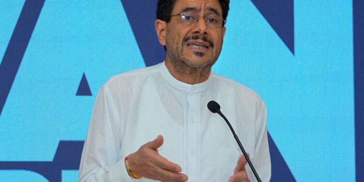 ¿Quién es Iván Cepeda, el candidato de Petro a las elecciones de 2026, y qué propone para llegar al poder?
