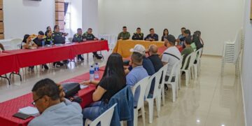 Alcaldía de Soledad fortalece acciones contra la extorsión en reunión con comerciantes y autoridades de seguridad