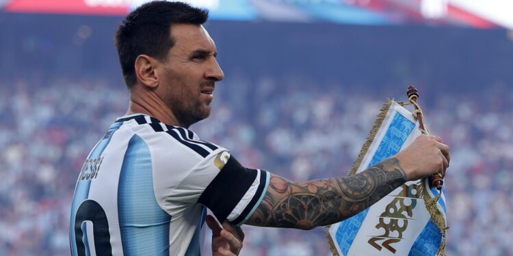 Argentina vs. Inglaterra, una rivalidad histórica que define un cupo a la final