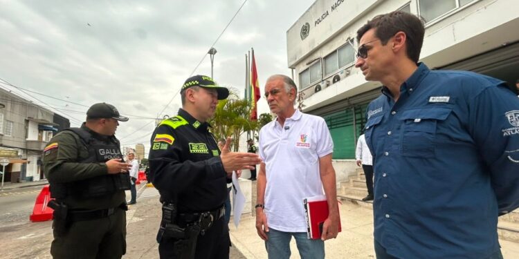 Autoridades anuncian refuerzo de la seguridad tras amenazas que afectaron al comercio en Barranquilla y Soledad