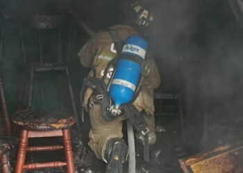 Cuerpo de Bomberos de Cartagena atendió incendio en local del Centro Comercial Santa Lucía