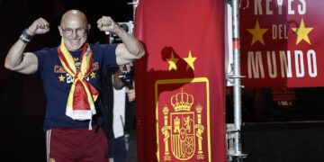 De la Fuente criticó actitudes de Argentina tras perder con España