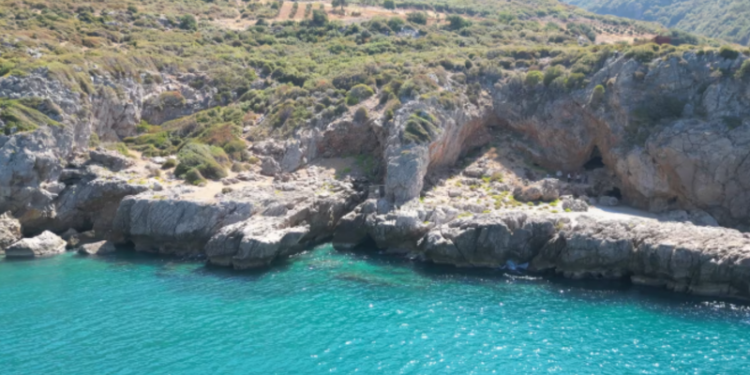 Descubrimientos en una cueva prehistórica sugieren una cultura compartida entre neandertales y humanos