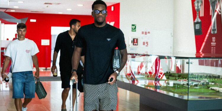 El primer día de Jhon Jáder Durán en el Benfica de Portugal