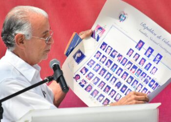En conmemoración de 35 años de la Constitución de 1991, gobernador Verano convocó al Gran Referendo por las Regiones