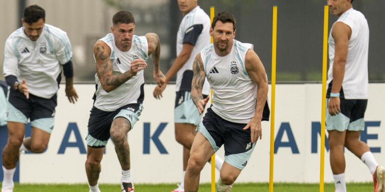 "Este grupo ya escribió una historia que nadie podrá borrar": Messi