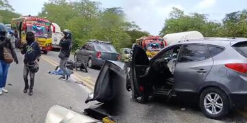 Fatal choque en la vía Cordialidad cobró la vida de un motociclista y dejó a una adolescente herida