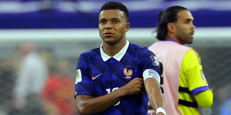Francia despide a Deschamps y aspira a la Bota de Oro con Mbappé