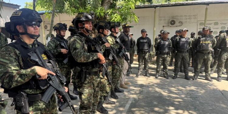 Gobernador Verano fortalece ofensiva contra el multicrimen con llegada al Atlántico de comandos de Fuerzas Especiales Urbanas